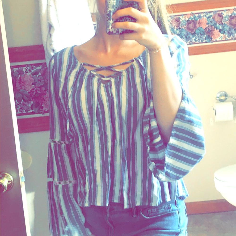 Hollister blue and white flowy blouse